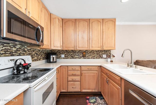 1122 Canterford Circle, Westlake Village, CA 91361