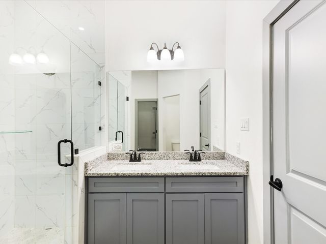 317 Kapuna Drive, Tool, TX 75143