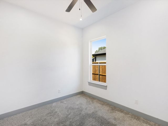 317 Kapuna Drive, Tool, TX 75143