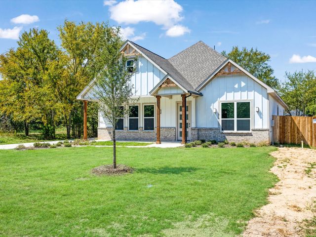 317 Kapuna Drive, Tool, TX 75143