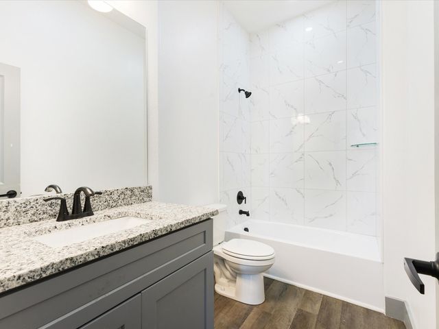 317 Kapuna Drive, Tool, TX 75143