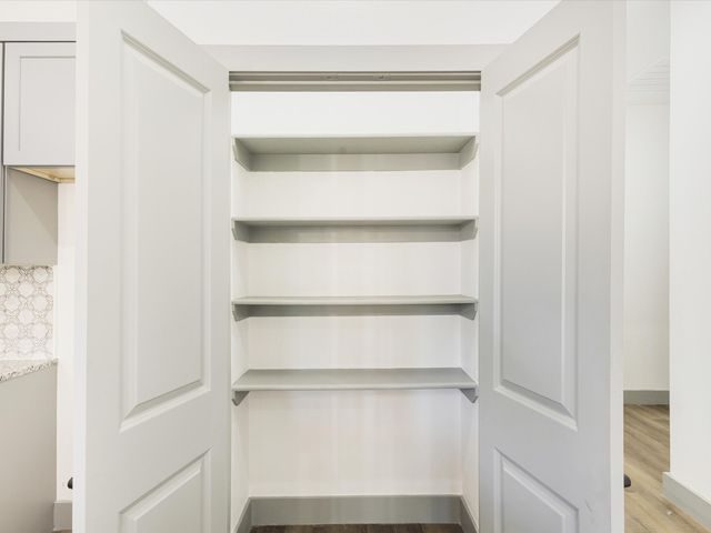 317 Kapuna Drive, Tool, TX 75143