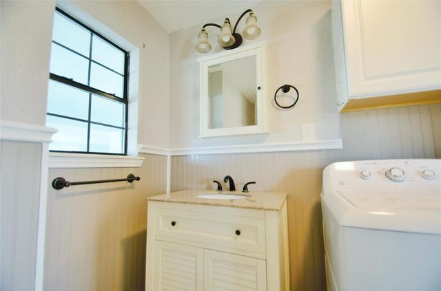 436 9th Street, San Leon, TX 77539