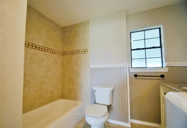 436 9th Street, San Leon, TX 77539