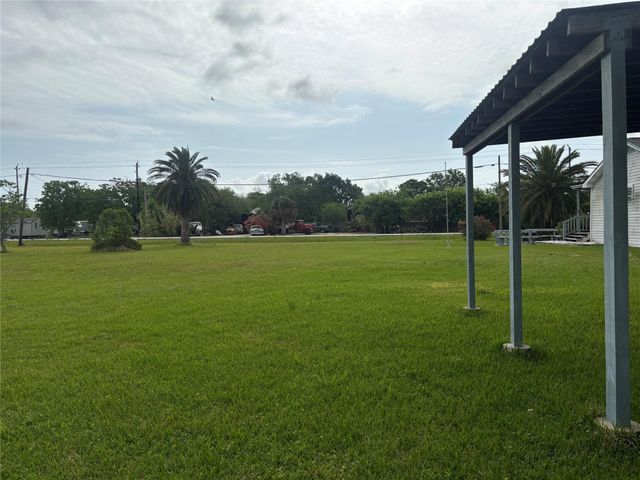 436 9th Street, San Leon, TX 77539