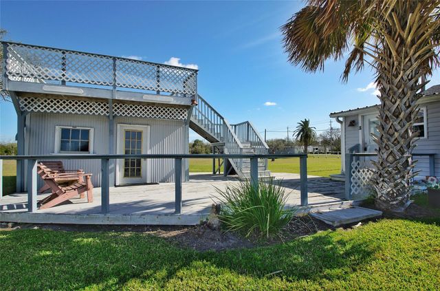 436 9th Street, San Leon, TX 77539