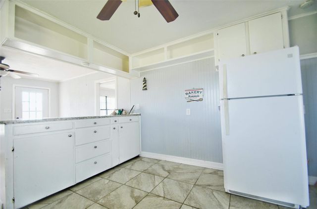 436 9th Street, San Leon, TX 77539