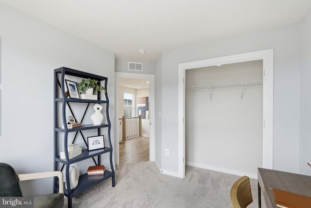 10791 PENNYWELL GARDEN RD, Manassas, VA 20112