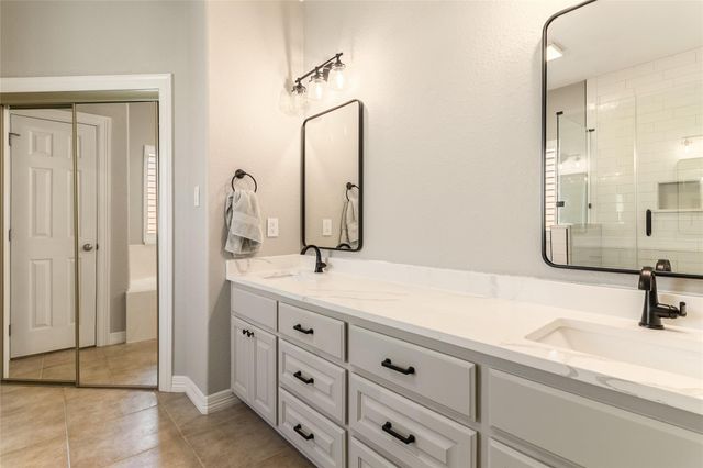 105 Gadwall Drive, Clute, TX 77531