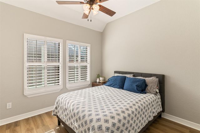 105 Gadwall Drive, Clute, TX 77531