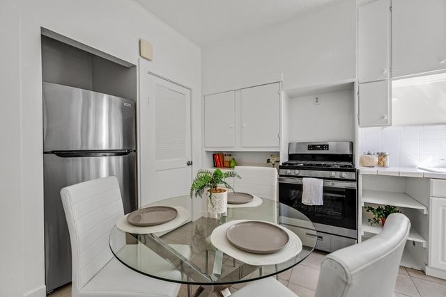 569 Winchester Street, Daly City, CA 94014