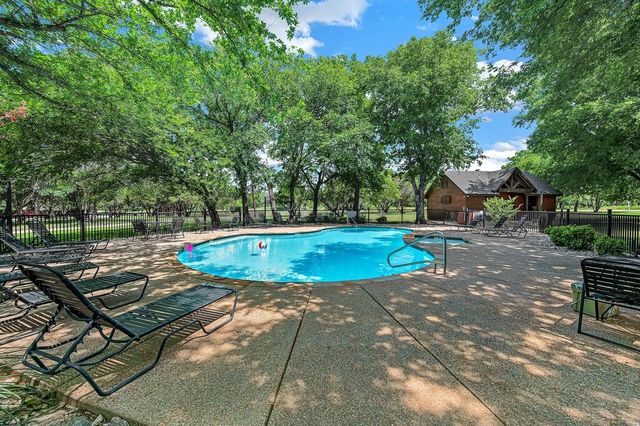 27095 Meadowmore Court 402, Whitney, TX 76692