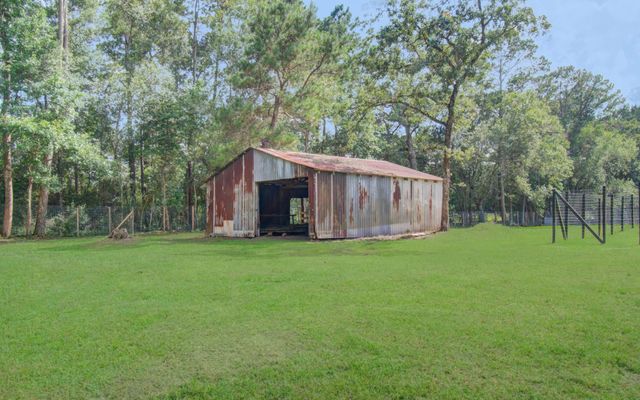 706 Cr 3141 E, Cleveland, TX 77327