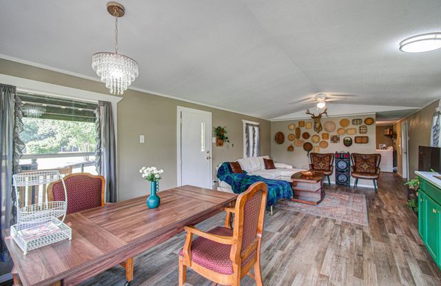 706 Cr 3141 E, Cleveland, TX 77327