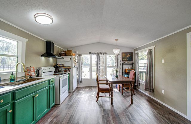 706 Cr 3141 E, Cleveland, TX 77327