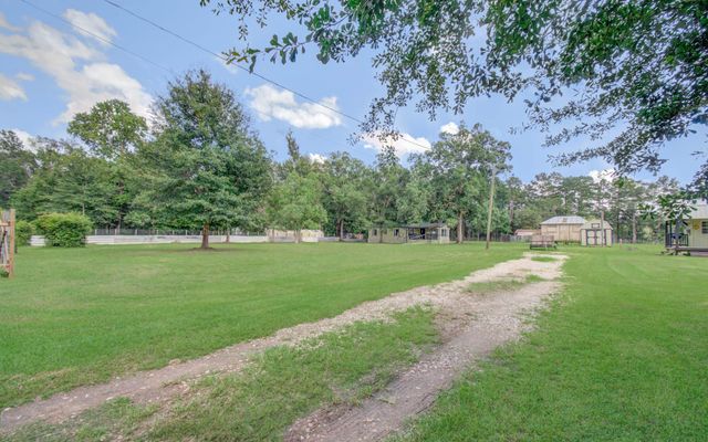 706 Cr 3141 E, Cleveland, TX 77327
