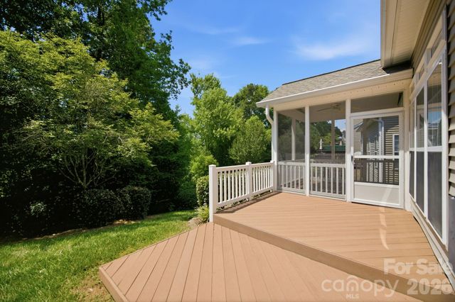 10149 Linksland Drive, Huntersville, NC 28078