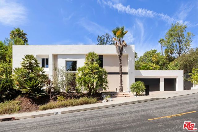 1431 Stradella Road, Los Angeles, CA 90077