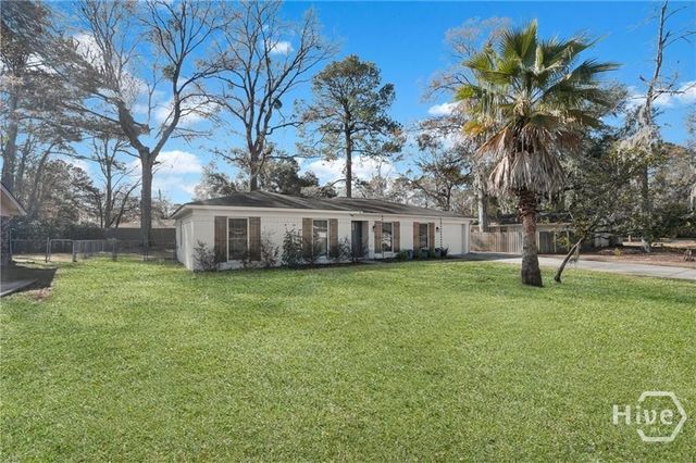70 Quail Lane, Richmond Hill, GA 31324