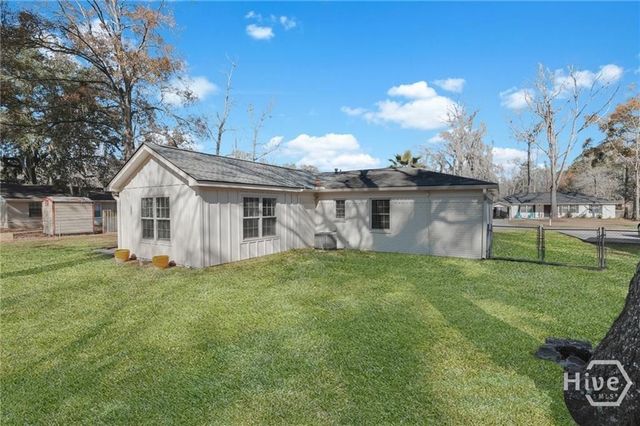 70 Quail Lane, Richmond Hill, GA 31324