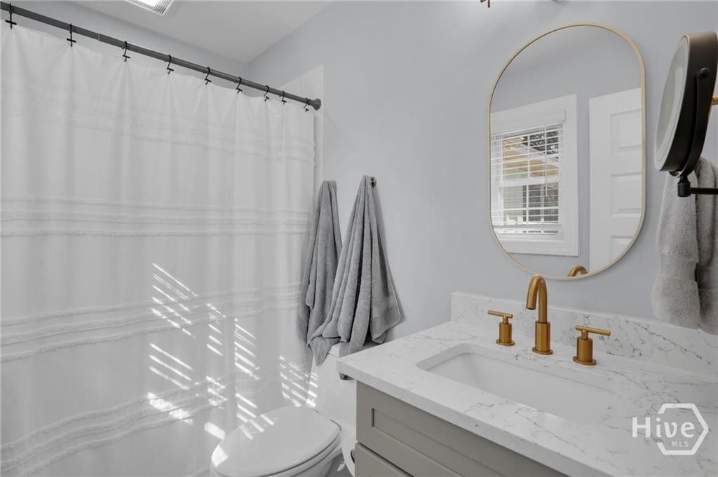 Image 38 of property listing at 70 Quail Lane, Richmond Hill, GA 31324