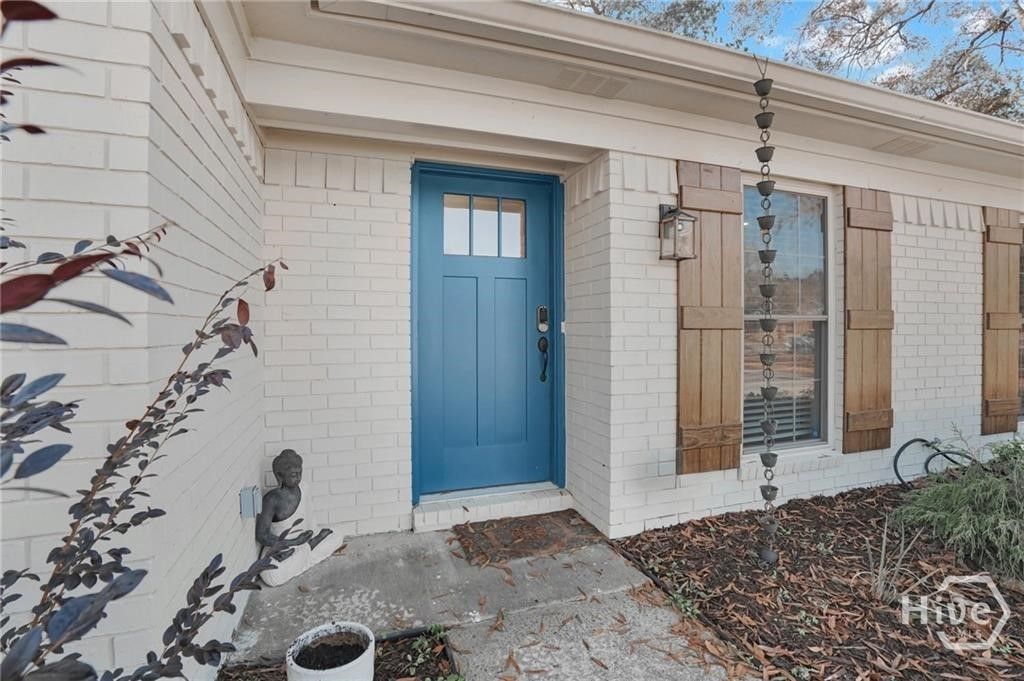 Image 7 of property listing at 70 Quail Lane, Richmond Hill, GA 31324
