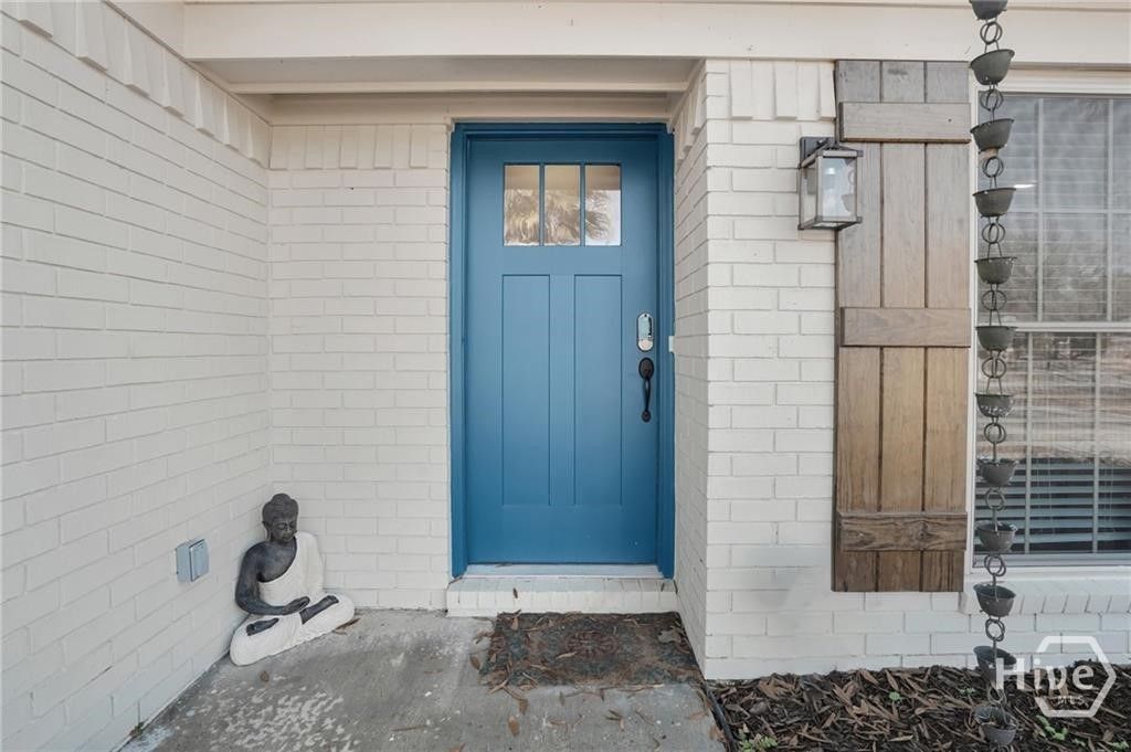 Image 8 of property listing at 70 Quail Lane, Richmond Hill, GA 31324