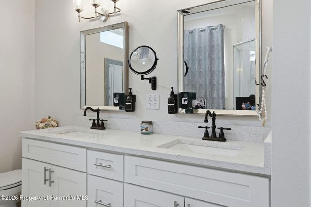 7279 Blackbird Avenue, Weeki Wachee, FL 34613