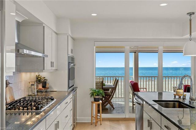 1 Sunset Captiva LN, Captiva, FL 33924