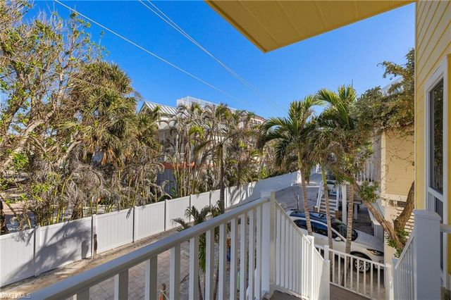 1 Sunset Captiva LN, Captiva, FL 33924