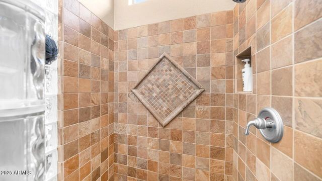 40715 N LONG LANDING Court, Phoenix, AZ 85086