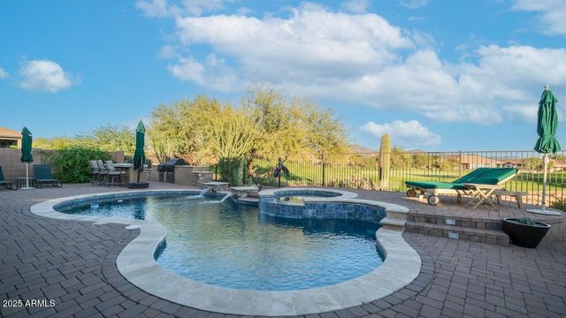 40715 N LONG LANDING Court, Phoenix, AZ 85086