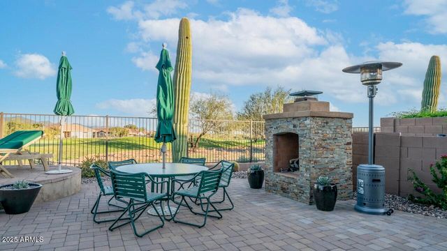 40715 N LONG LANDING Court, Phoenix, AZ 85086