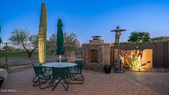 40715 N LONG LANDING Court, Phoenix, AZ 85086