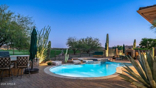40715 N LONG LANDING Court, Phoenix, AZ 85086