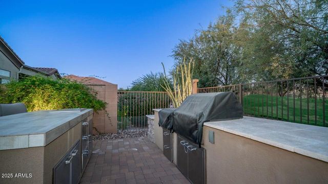 40715 N LONG LANDING Court, Phoenix, AZ 85086