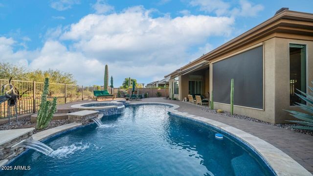 40715 N LONG LANDING Court, Phoenix, AZ 85086