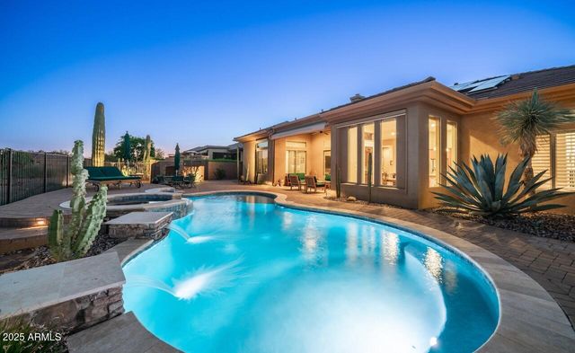 40715 N LONG LANDING Court, Phoenix, AZ 85086