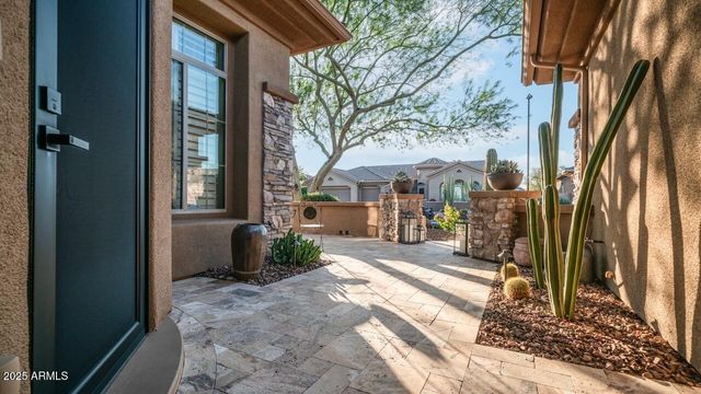 40715 N LONG LANDING Court, Phoenix, AZ 85086