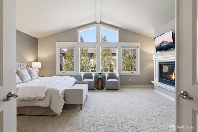 27260 SE 19th Place, Sammamish, WA 98075