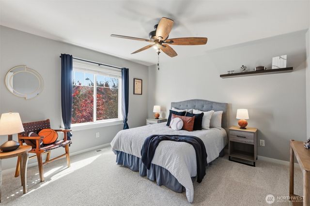 27260 SE 19th Place, Sammamish, WA 98075