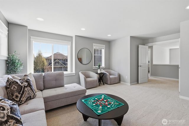 27260 SE 19th Place, Sammamish, WA 98075