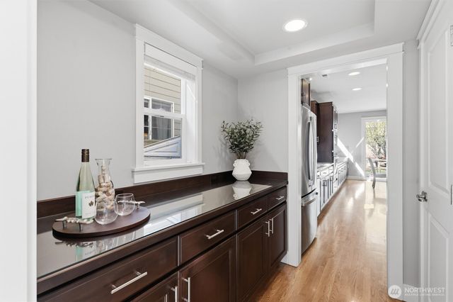 27260 SE 19th Place, Sammamish, WA 98075