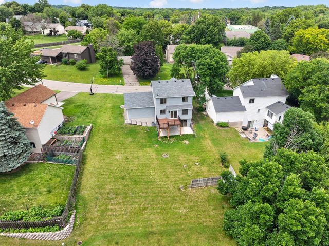 18735 Pennington Avenue, Eden Prairie, MN 55346