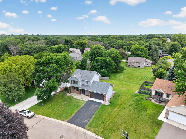 18735 Pennington Avenue, Eden Prairie, MN 55346
