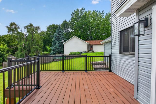 18735 Pennington Avenue, Eden Prairie, MN 55346