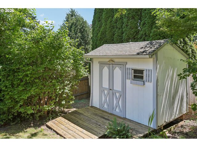 14682 Sw MAY Ct, Sherwood, OR 97140