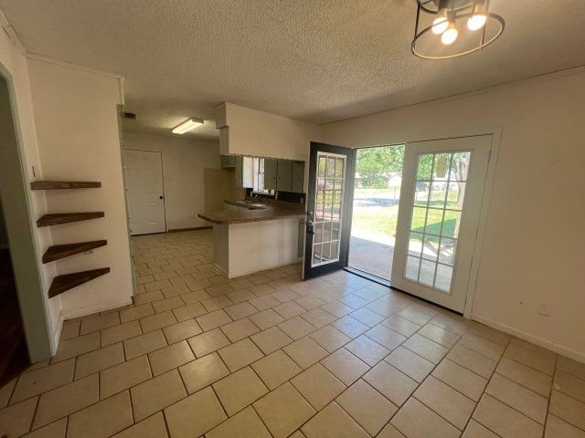 523 Clearwater Road, Grand Saline, TX 75140