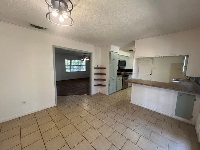 523 Clearwater Road, Grand Saline, TX 75140