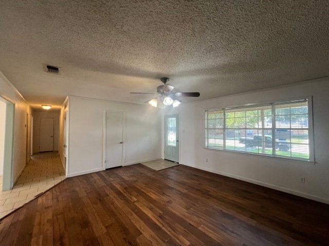 523 Clearwater Road, Grand Saline, TX 75140